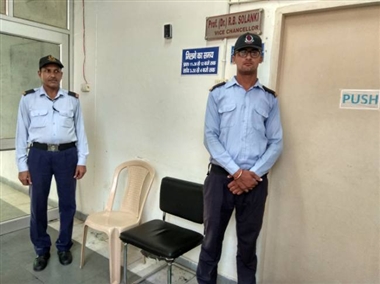 security guards company in connaught place