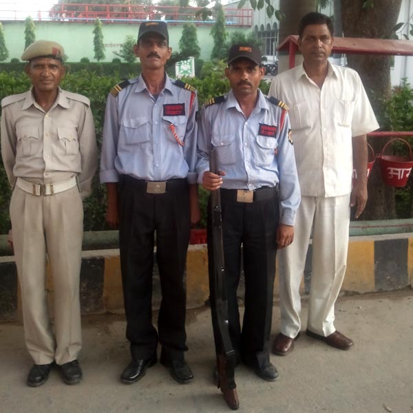 security guards company in nehru place